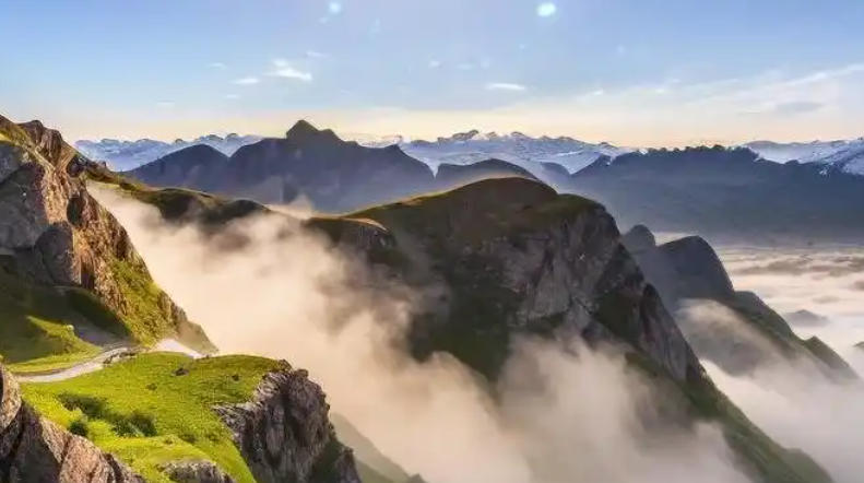 北京京盛鸿发商贸中心轮播图3